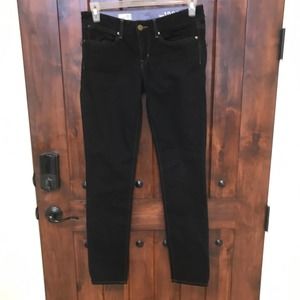 Mens Gap 1969 Skinny Jeans Dark Blue 28” 32” long.